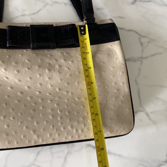 Kate Spade Purse - Picture 6 of 9